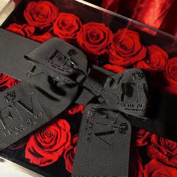 Red Rose Box - Picture 8 of 8